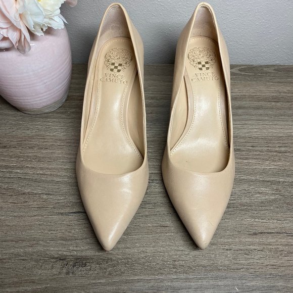 Vince Camuto Shoes - Vince Camuto Nude Pumps